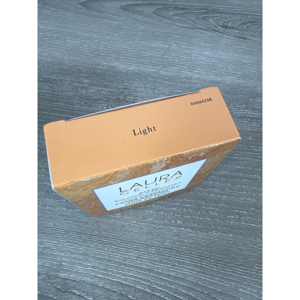 Laura Geller Baked Balance-N-Brighten Color Correcting Foundation Light 0.32oz